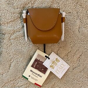 Tan Leather golf ball & T  Bag